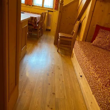 Precumon 16/5 Apartment *